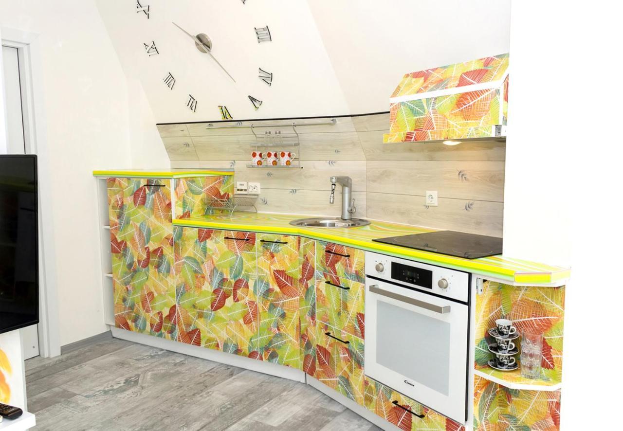 Acrylic & Pastel Apartments فارنا المظهر الخارجي الصورة