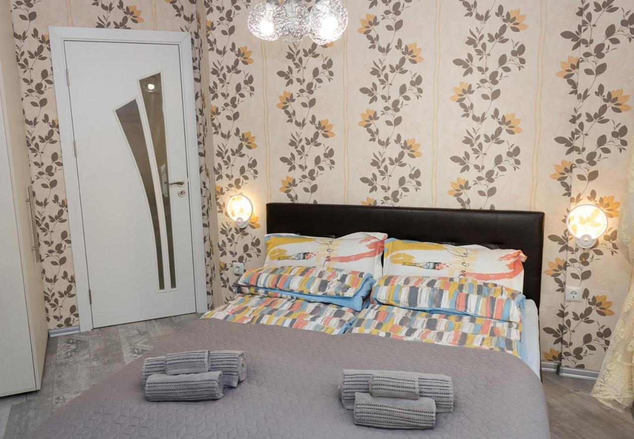 Acrylic & Pastel Apartments فارنا المظهر الخارجي الصورة