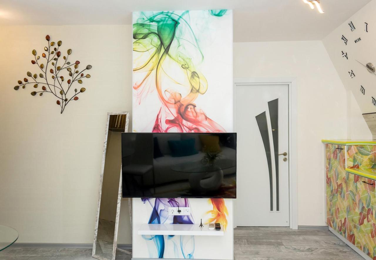 Acrylic & Pastel Apartments فارنا المظهر الخارجي الصورة